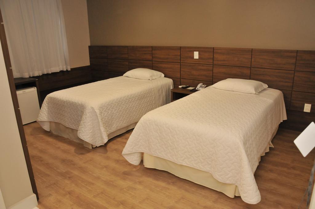 Poente Hotel Sao Lourenco do Oeste Стая снимка